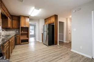 1672 Briarbend Ct, Stone Mountain, GA 30088 - Photo 10