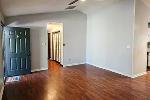 115 Bond Dr, Ellenwood, GA 30294 - Photo 4