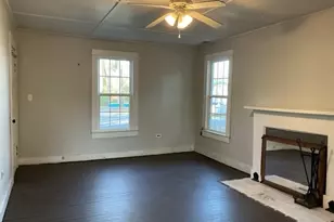 89 W Ivey St, Baxley, GA 31513 - Photo 8