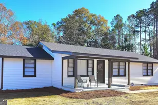 336 Brobston St, Baxley, GA 31513 - Photo 1