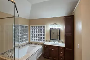 2030 Lenox Cove Cir NE, Atlanta, GA 30319 - Photo 14