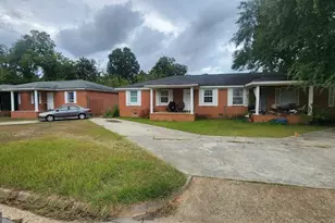 605 Burke Ave, Albany, GA 31701 - Photo 1