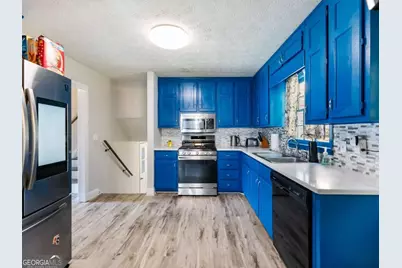 443 Rhett Drive, Loganville, GA 30052 - Photo 4