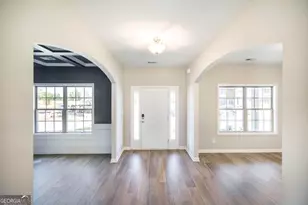 402 Baxter Dr, Kathleen, GA 31047 - Photo 2