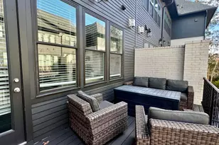 6580 Aria Village Dr, Atlanta, GA 30328 - Photo 18