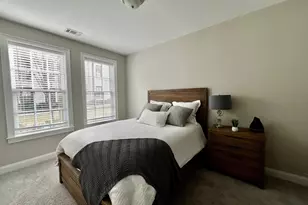 6580 Aria Village Dr, Atlanta, GA 30328 - Photo 14