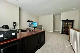 6580 Aria Village Dr, Atlanta, GA 30328 - Photo 48