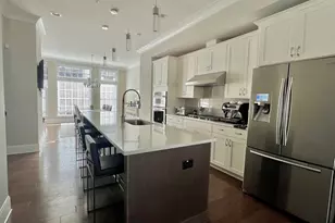 6580 Aria Village Dr, Atlanta, GA 30328 - Photo 2