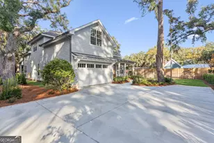 122 Red Bird Ln, Saint Simons, GA 31522 - Photo 2