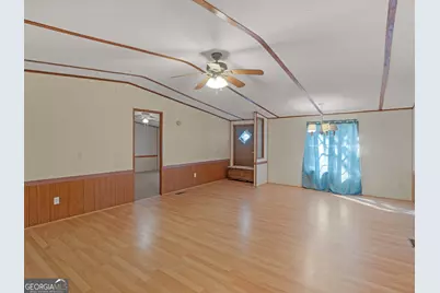 245 Brooks Road, Jackson, GA 30233 - Photo 4