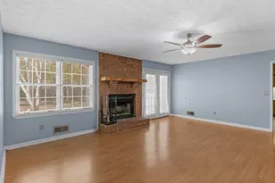 222 Farmbrook Pkwy, Stockbridge, GA 30281 - Photo 4