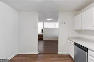 7132 New Dale Rd, Rex, GA 30273 - Photo 14