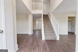 300 Carriage Lake Ln, Stockbridge, GA 30281 - Photo 4