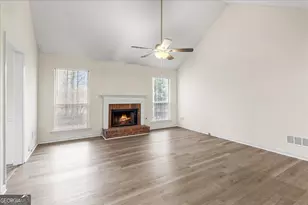 401 Streamview Ln, Stockbridge, GA 30281 - Photo 6