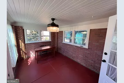 105 Lacross Street, Dublin, GA 31021 - Photo 8