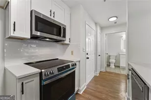 1075 Peachtree Walk, Atlanta, GA 30309 - Photo 4