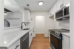 1075 Peachtree Walk, Atlanta, GA 30309 - Photo 6