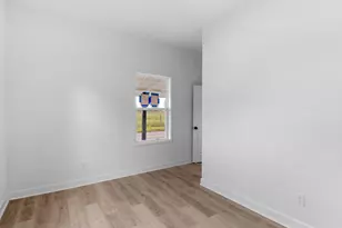 65 Elm St, Griffin, GA 30223 - Photo 6