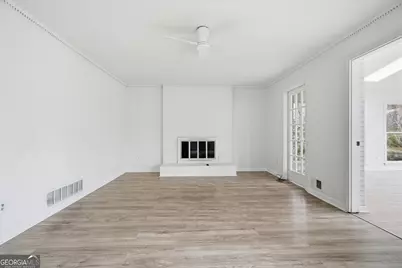 560 Clubhouse Drive SE, Conyers, GA 30094 - Photo 20