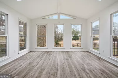 560 Clubhouse Drive SE, Conyers, GA 30094 - Photo 18