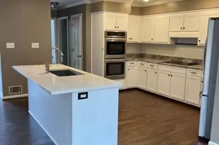 825 Connell Ln, Lawrenceville, GA 30044 - Photo 6