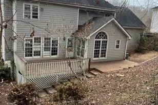 825 Connell Ln, Lawrenceville, GA 30044 - Photo 4