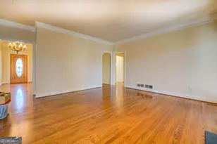 534 Harbour Shores Dr, Jackson, GA 30233 - Photo 6