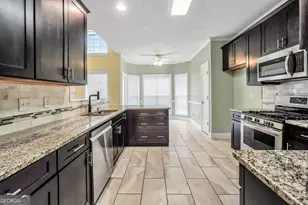 70 Barrington Farms Ct, Sharpsburg, GA 30277 - Photo 20