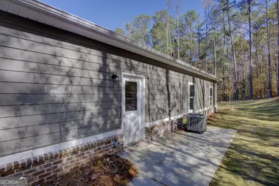 9213 Westview Drive, Covington, GA 30014 - Photo 4