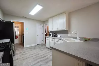 1425 Shingle Way, McDonough, GA 30252 - Photo 16