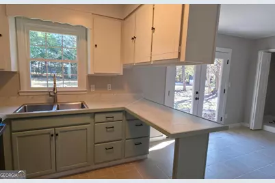 213 Stratford Drive, Warner Robins, GA 31088 - Photo 8