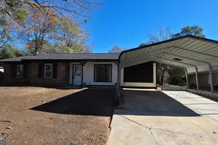 213 Stratford Dr, Warner Robins, GA 31088 - Photo 2