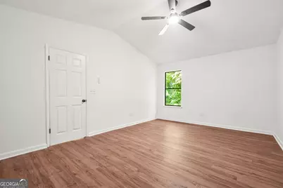 3909 S Creek Court, Stone Mountain, GA 30083 - Photo 24