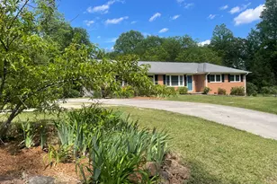 215 Old Mize Rd, Toccoa, GA 30577 - Photo 8