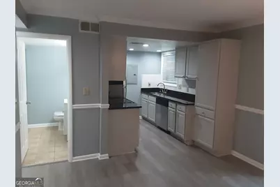 6900 Roswell Road #3O, Sandy Springs, GA 30328 - Photo 2