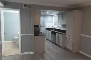 6900 Roswell Rd, Sandy Springs, GA 30328 - Photo 2