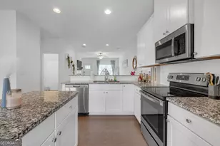 909 Ambient Way SW, Atlanta, GA 30331 - Photo 12