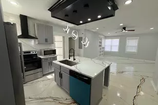 2526 Center St NW, Atlanta, GA 30318 - Photo 4