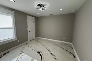 2526 Center St NW, Atlanta, GA 30318 - Photo 8