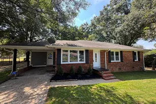 215 Denham St, Thomaston, GA 30286 - Photo 1