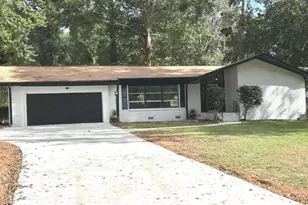 45 Circle Dr, Hampton, GA 30228 - Photo 2