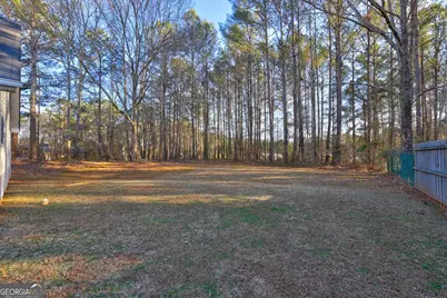 17 Carey Court, Grantville, GA 30220 - Photo 32