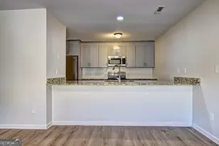 17 Carey Ct, Grantville, GA 30220 - Photo 10