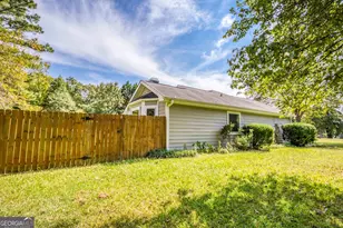 3635 Irvin Dr, Loganville, GA 30052 - Photo 6