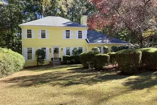 150 Ashley Dr, Fayetteville, GA 30214 - Photo 2