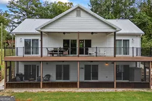 132 Cherokee Ln, Lavonia, GA 30553 - Photo 4