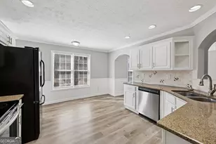 341 Windermere Dr, Loganville, GA 30052 - Photo 12