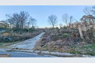 2611 Village Green Lane, Macon, GA 31206 - Photo 1