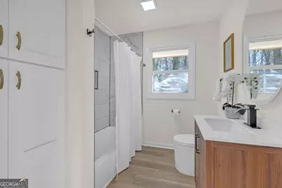 2418 Meadow Lark Drive, East Point, GA 30344 - Photo 20