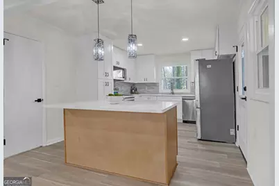 2418 Meadow Lark Drive, East Point, GA 30344 - Photo 12